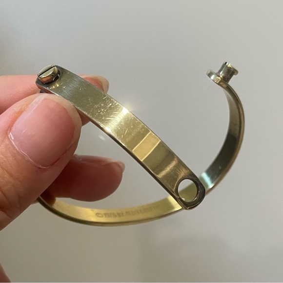SOLD- 1976 Aldo cipullo Charles Revson gold plated bracelet by Cartier - Picture 3 of 7